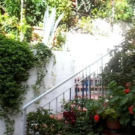 Zona Baia Del Carpino Semesterbostad